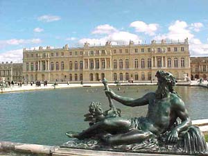 Visit Versailles at Amazon